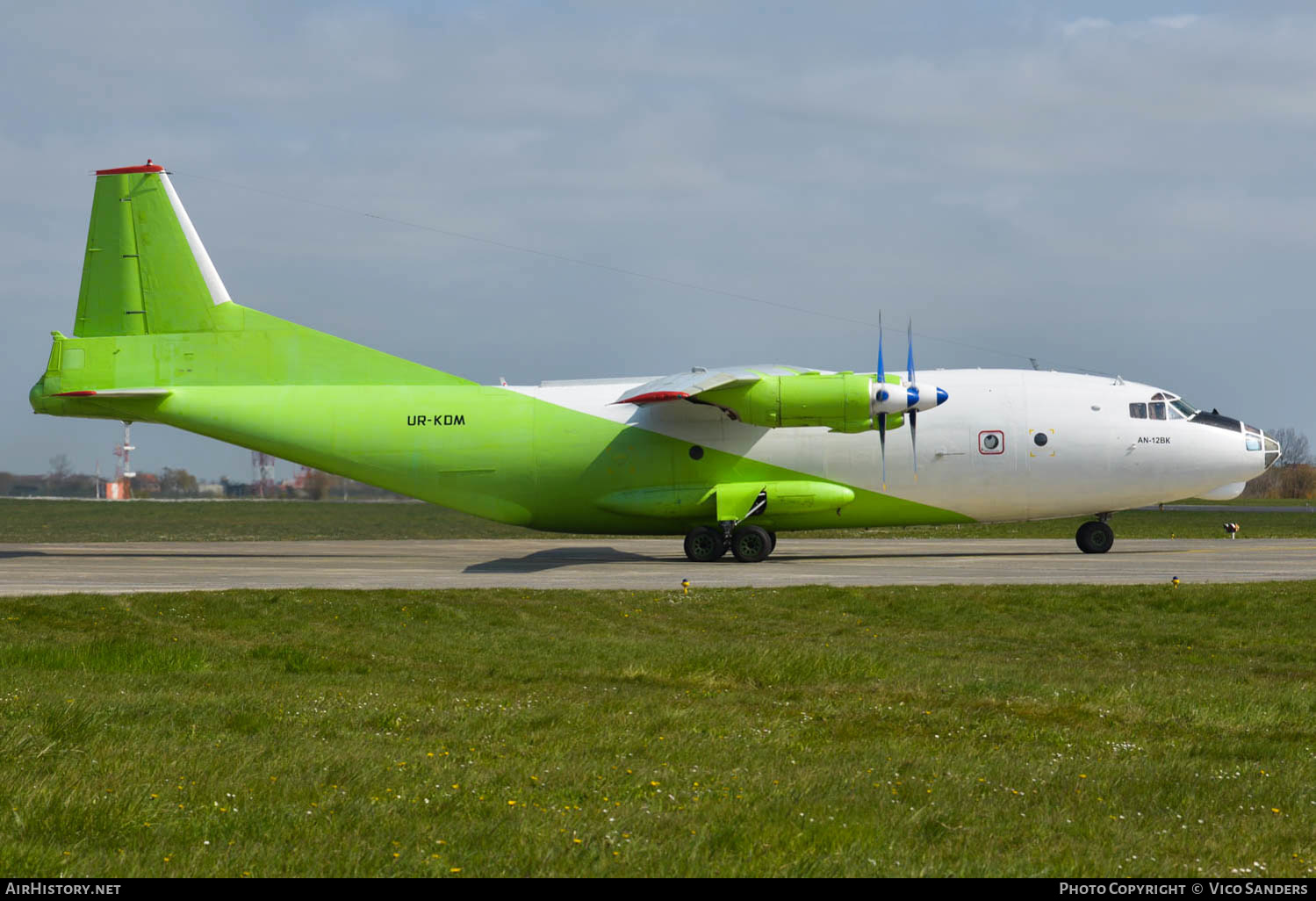 Aircraft Photo of UR-KDM | Antonov An-12BK | AirHistory.net #635668