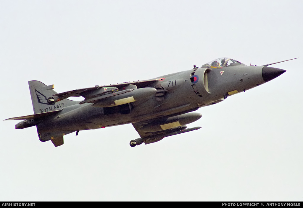 Aircraft Photo of ZE690 | British Aerospace Sea Harrier FRS1 | UK - Navy | AirHistory.net #635690