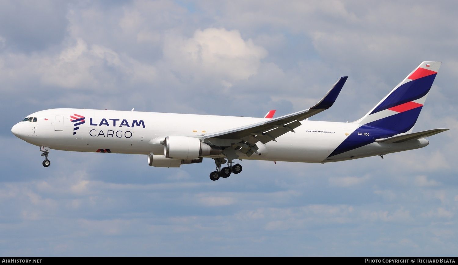 Aircraft Photo of CC-BDC | Boeing 767-316/ER(BCF) | LATAM Cargo | AirHistory.net #635772