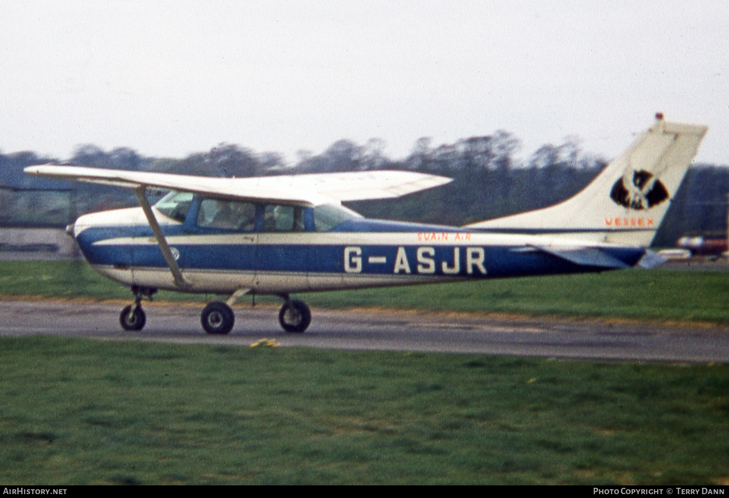 Aircraft Photo of G-ASJR | Cessna 182F Skylane | Swain Air | AirHistory.net #635902