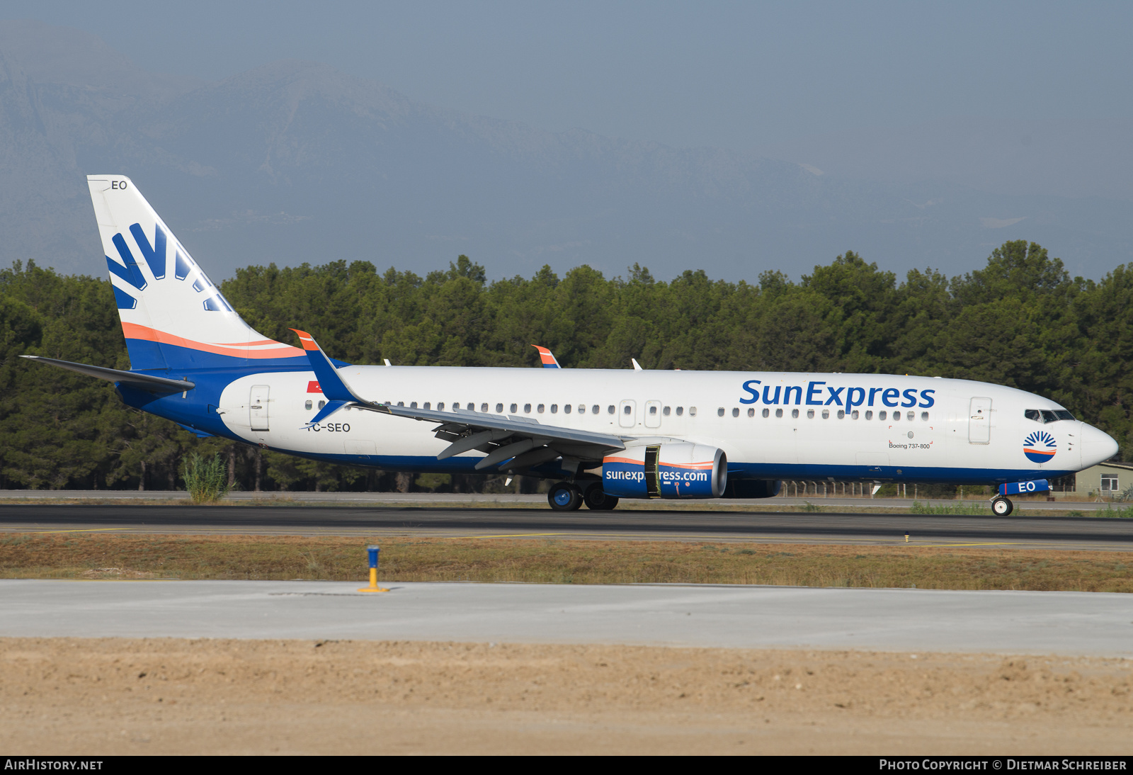 Aircraft Photo of TC-SEO | Boeing 737-8HC | SunExpress | AirHistory.net #635956