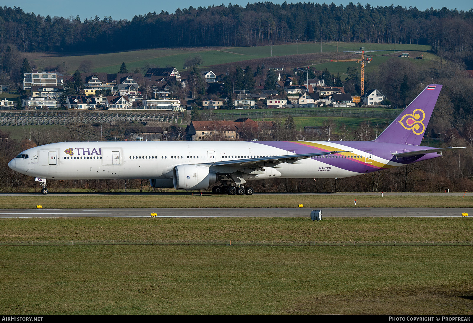 Aircraft Photo of HS-TKU | Boeing 777-3D7/ER | Thai Airways International | AirHistory.net #636047