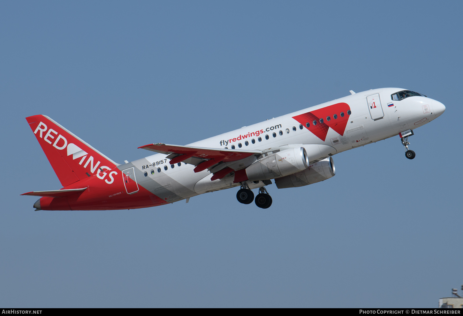 Aircraft Photo of RA-89157 | Sukhoi SSJ-100-95B Superjet 100 (RRJ-95B) | Red Wings | AirHistory.net #636105