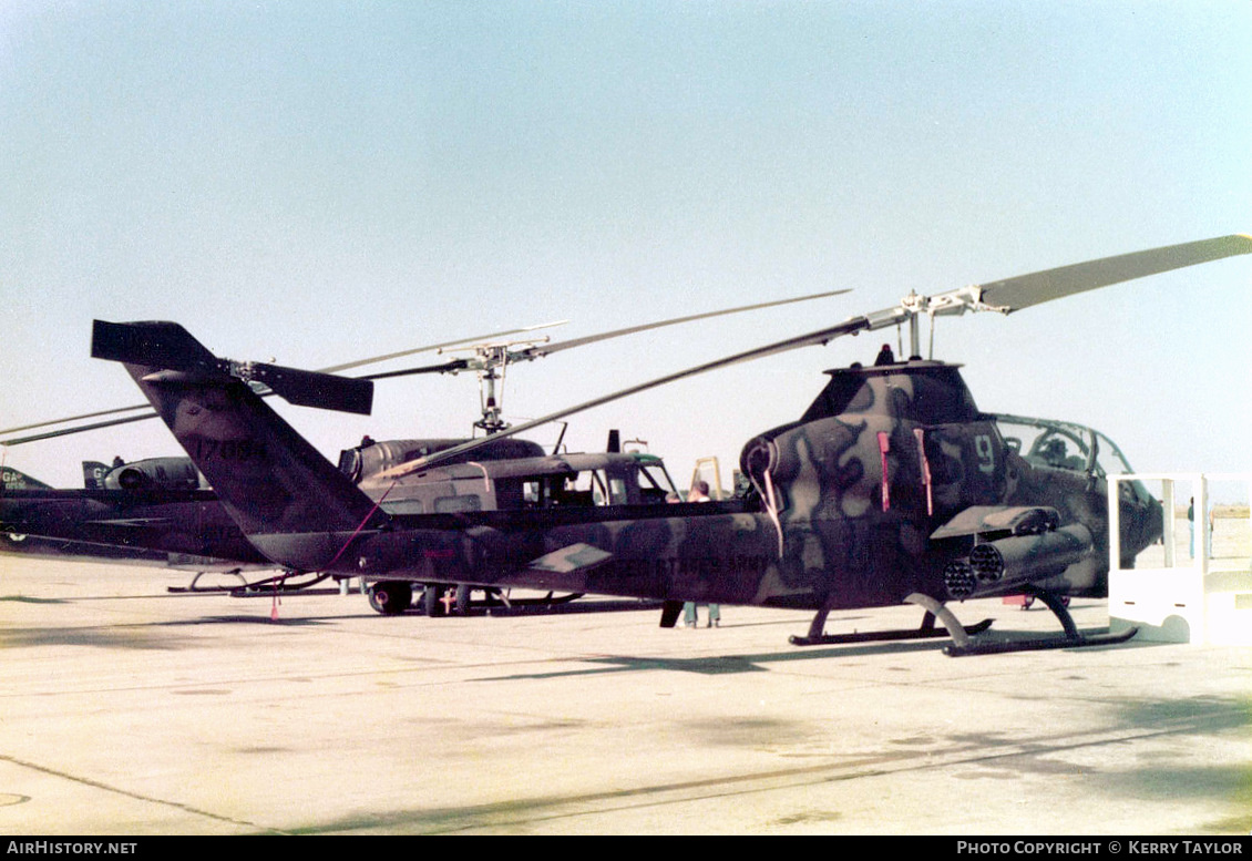 Aircraft Photo of 68-17084 / 17084 | Bell AH-1G Cobra (209) | USA - Army | AirHistory.net #636173