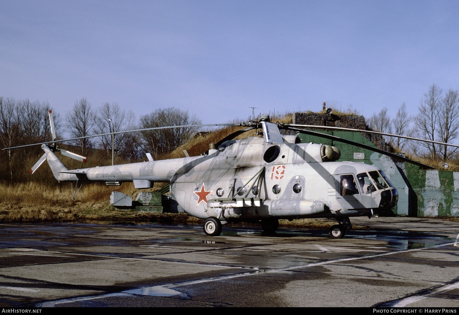 Aircraft Photo of 19 | Mil Mi-8T | Russia - Air Force | AirHistory.net #636197
