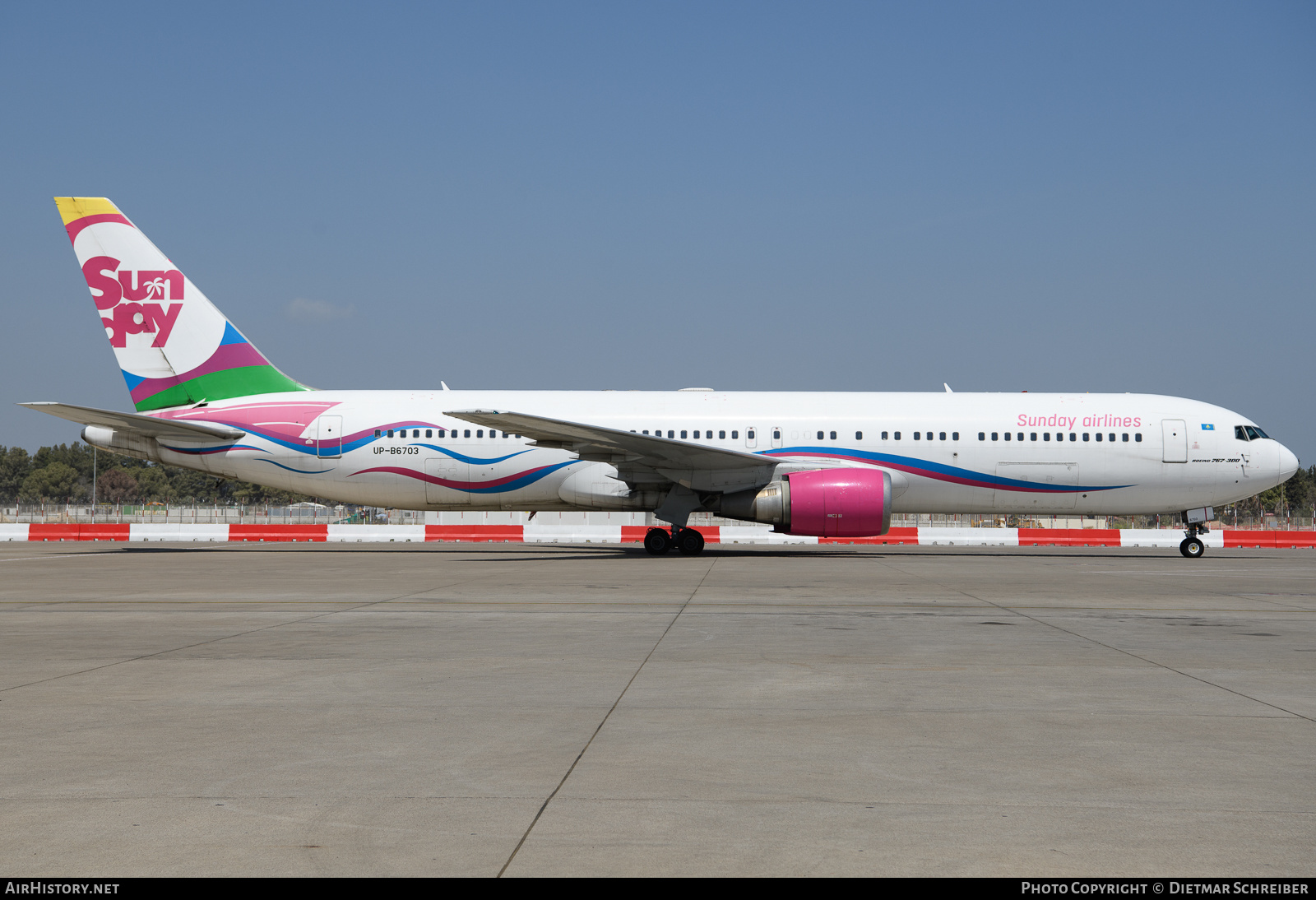 Aircraft Photo of UP-B6703 | Boeing 767-332/ER | Sunday Airlines | AirHistory.net #636249