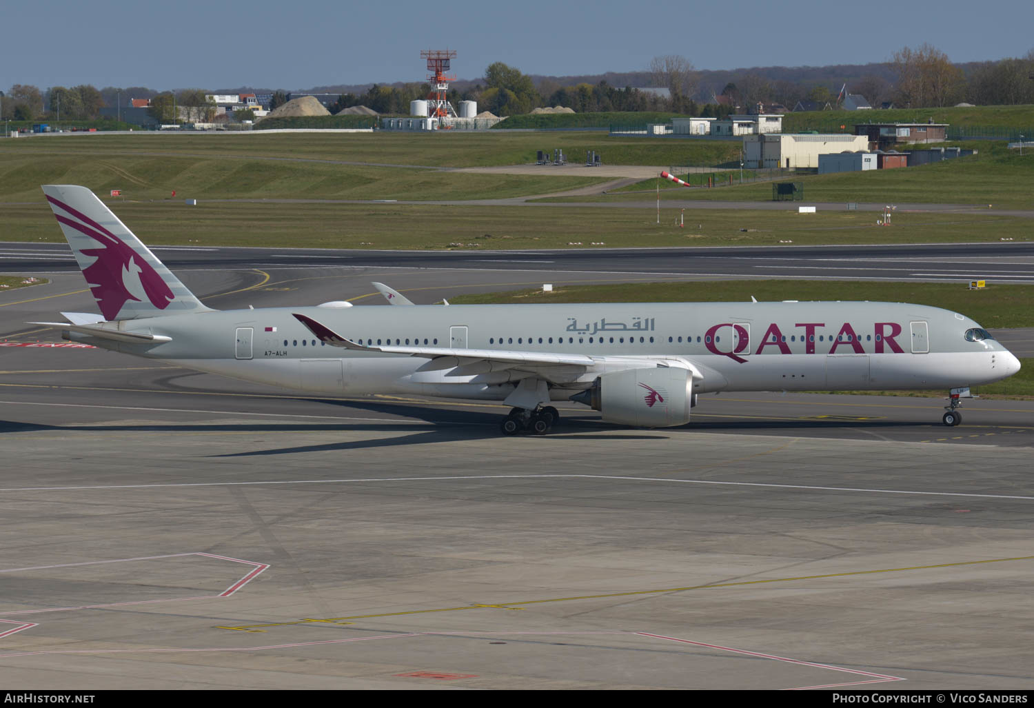 Aircraft Photo of A7-ALH | Airbus A350-941 | Qatar Airways | AirHistory.net #636257