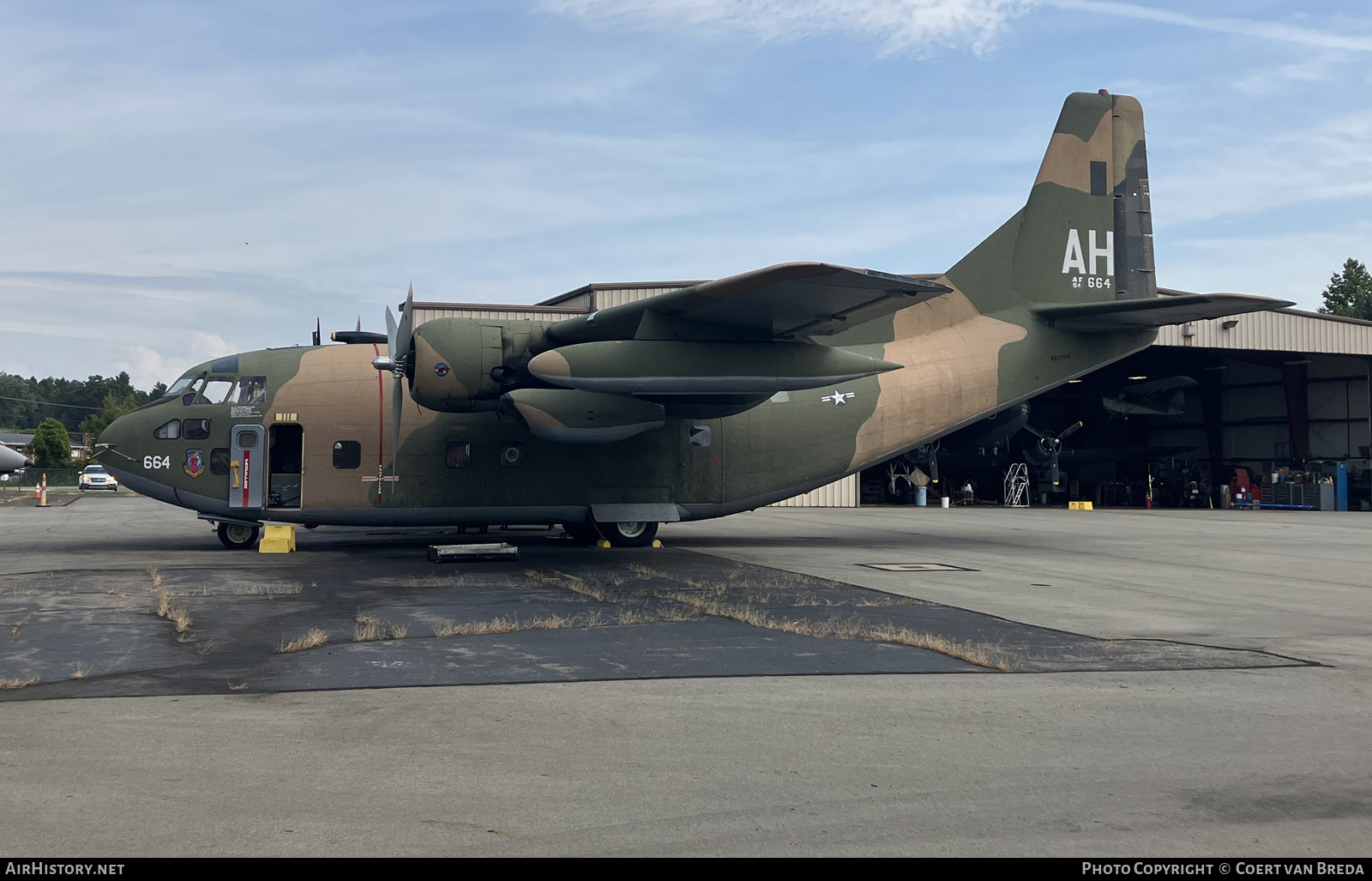 Aircraft Photo of 54-664 / N22968 / 40664 | Fairchild C-123K Provider | USA - Air Force | AirHistory.net #636263
