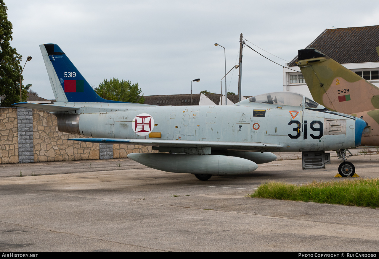 Aircraft Photo of 5319 / 319 | North American F-86F Sabre | Portugal - Air Force | AirHistory.net #636293