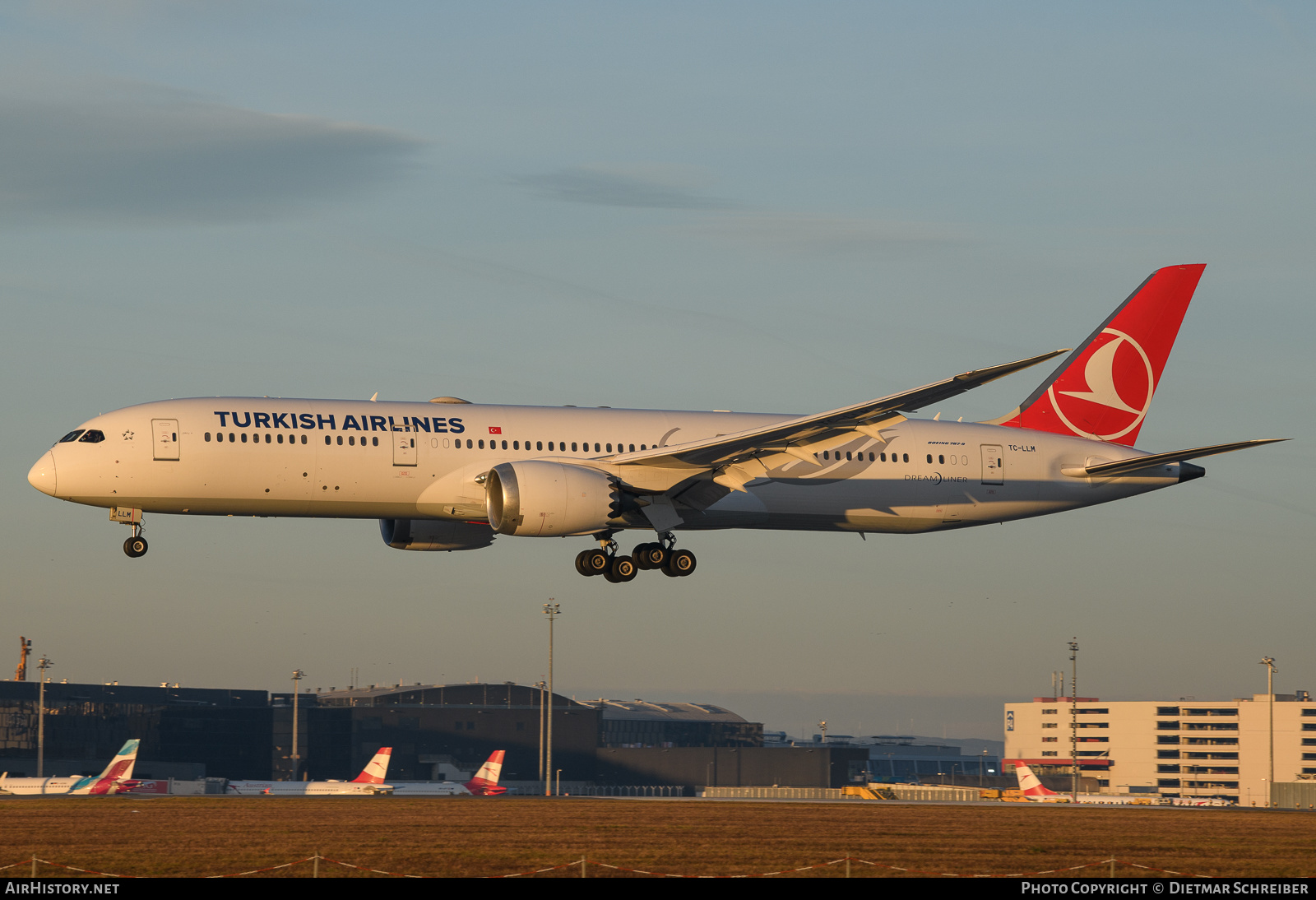 Aircraft Photo of TC-LLM | Boeing 787-9 Dreamliner | Turkish Airlines | AirHistory.net #636401
