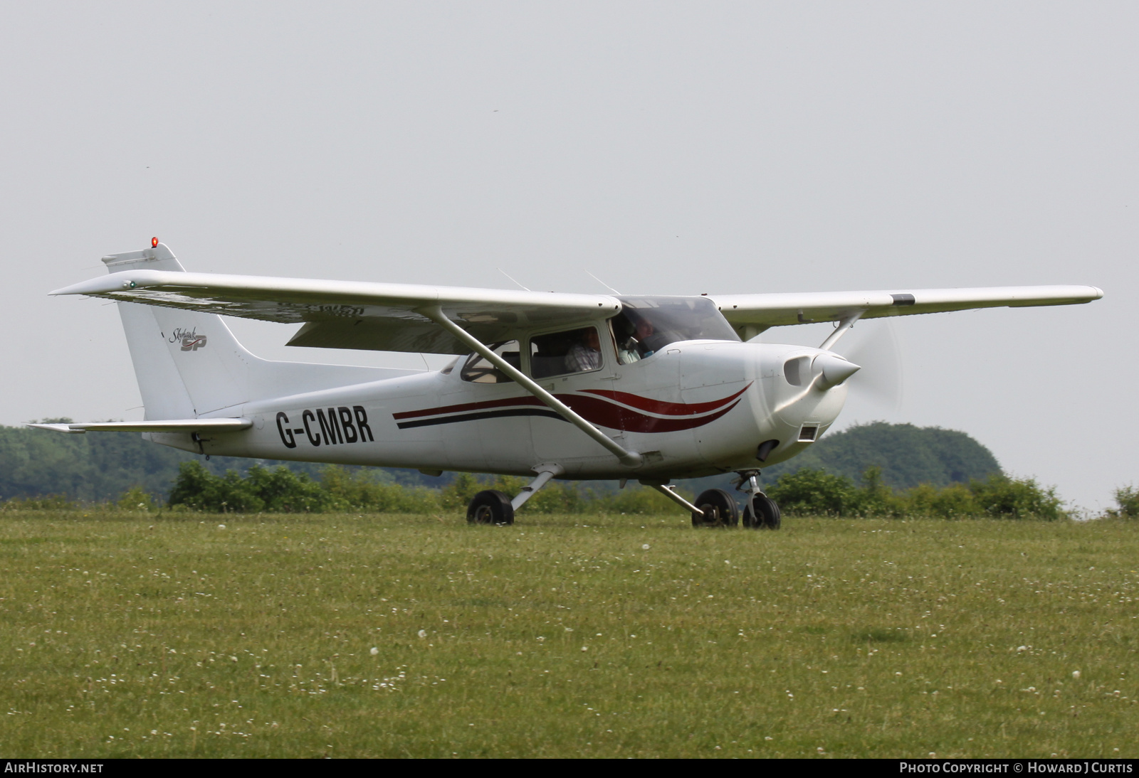 Aircraft Photo of G-CMBR | Cessna 172S Skyhawk SP | AirHistory.net #636414