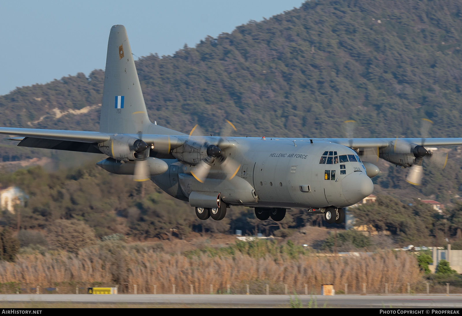 Aircraft Photo of 752 | Lockheed C-130H Hercules | Greece - Air Force | AirHistory.net #636431