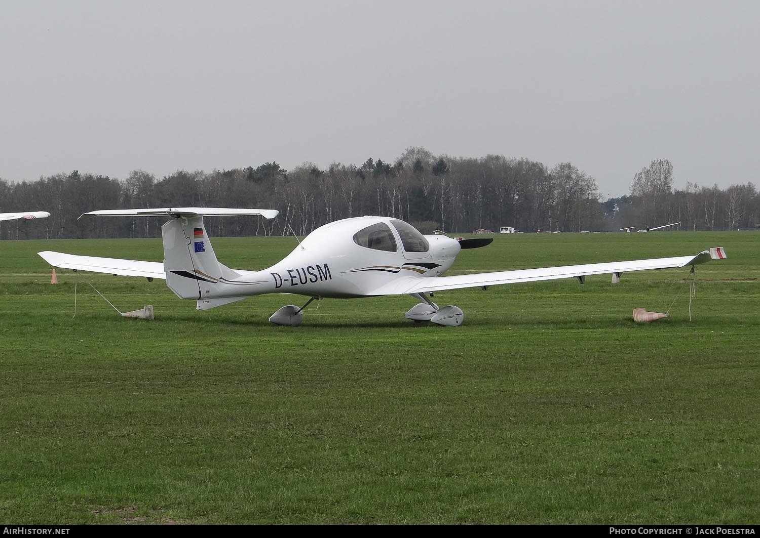 Aircraft Photo of D-EUSM | Diamond DA-40 Diamond Star | AirHistory.net #636454