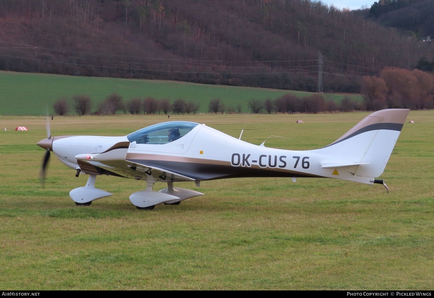 Aircraft Photo of OK-CUS 76 | Aerospool WT-9 Dynamic | Aeroklub Brno-Medlánky | AirHistory.net #636566