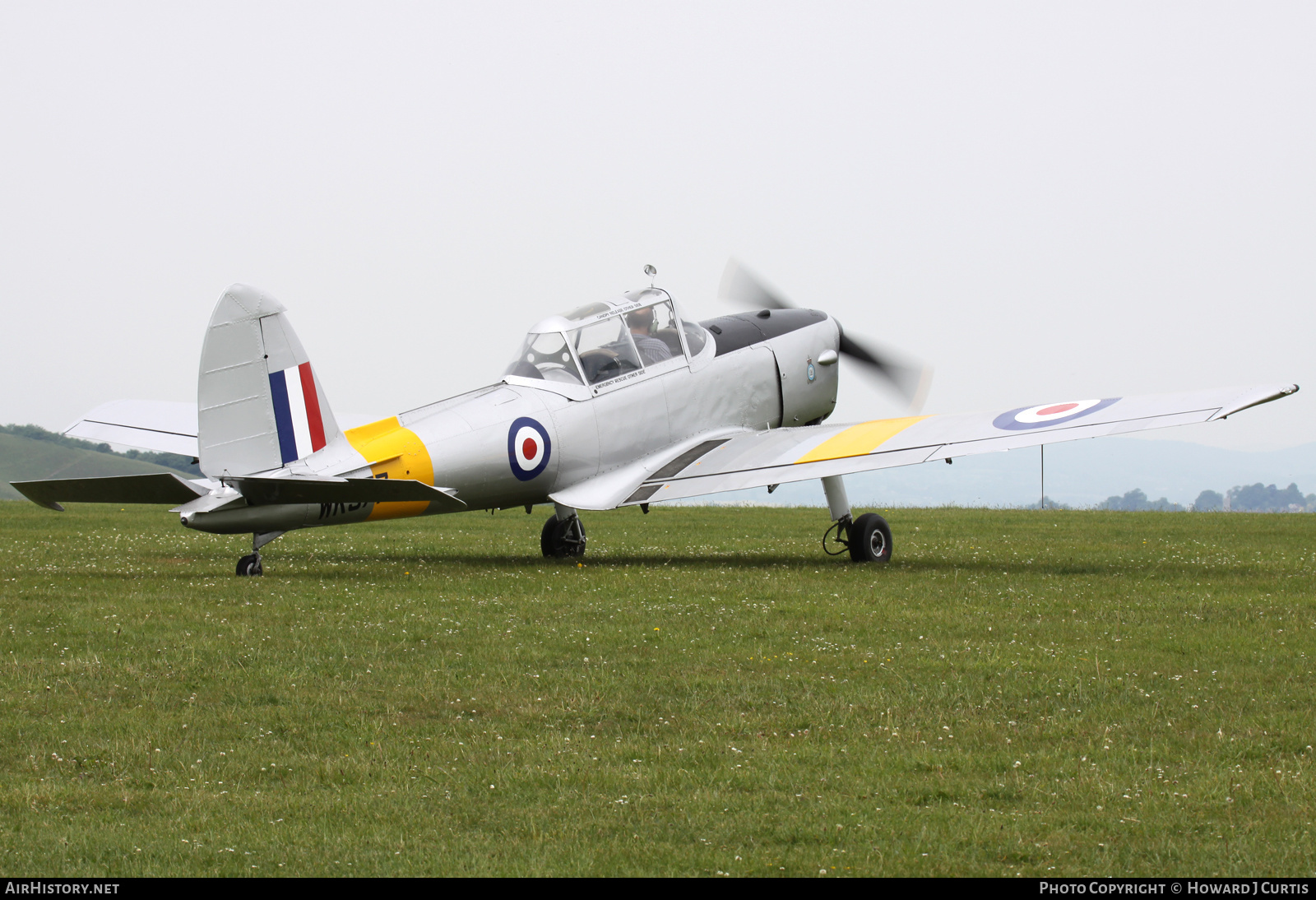 Aircraft Photo of G-BCYM / WK577 | De Havilland DHC-1 Chipmunk Mk22 | UK - Air Force | AirHistory.net #636639