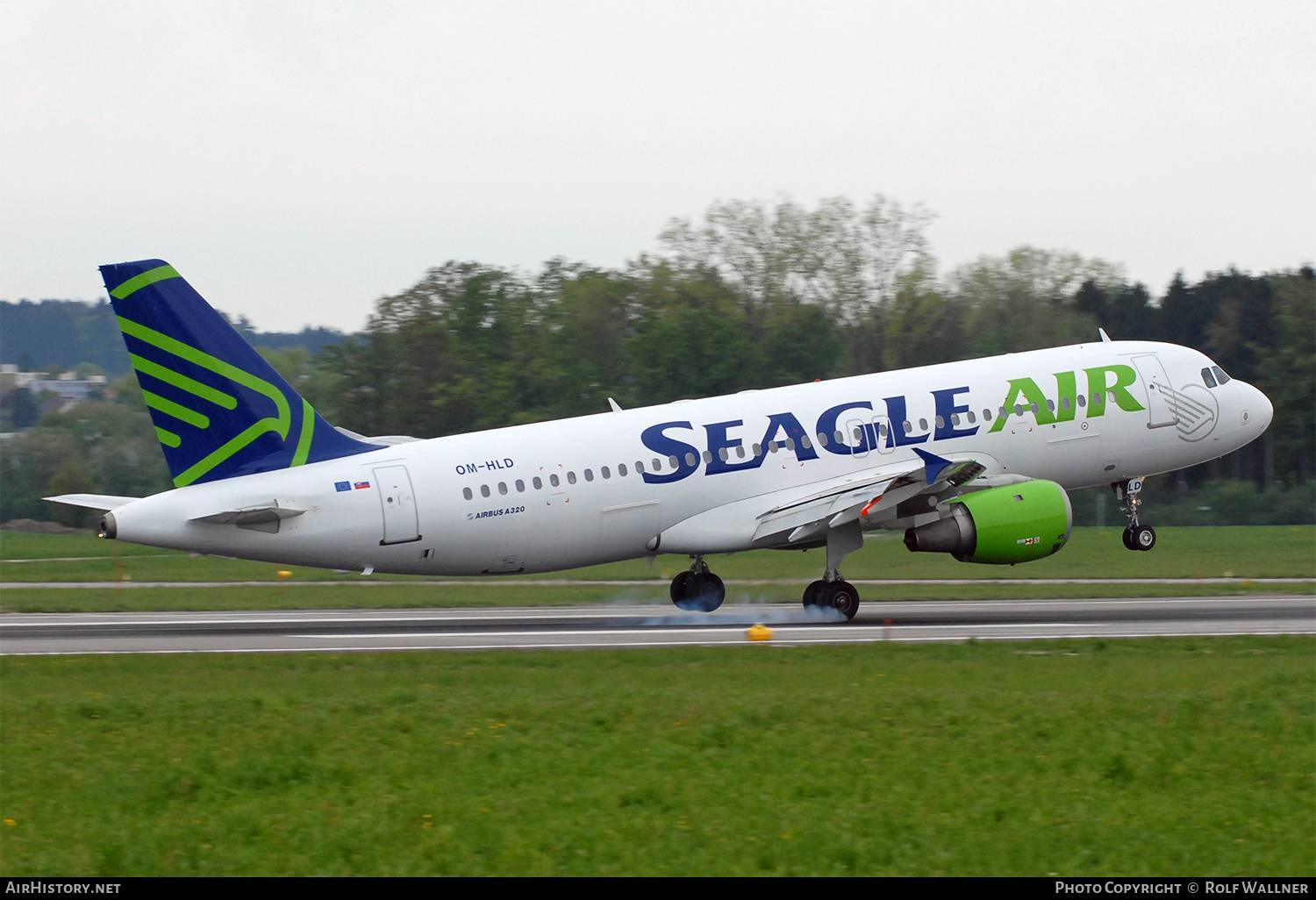 Aircraft Photo of OM-HLD | Airbus A320-211 | Seagle Air | AirHistory.net #636750