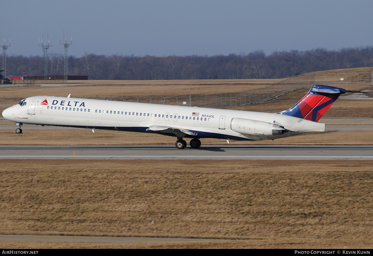 Aircraft Photo of N946DL | McDonnell Douglas MD-88 | Delta Air Lines | AirHistory.net #636769