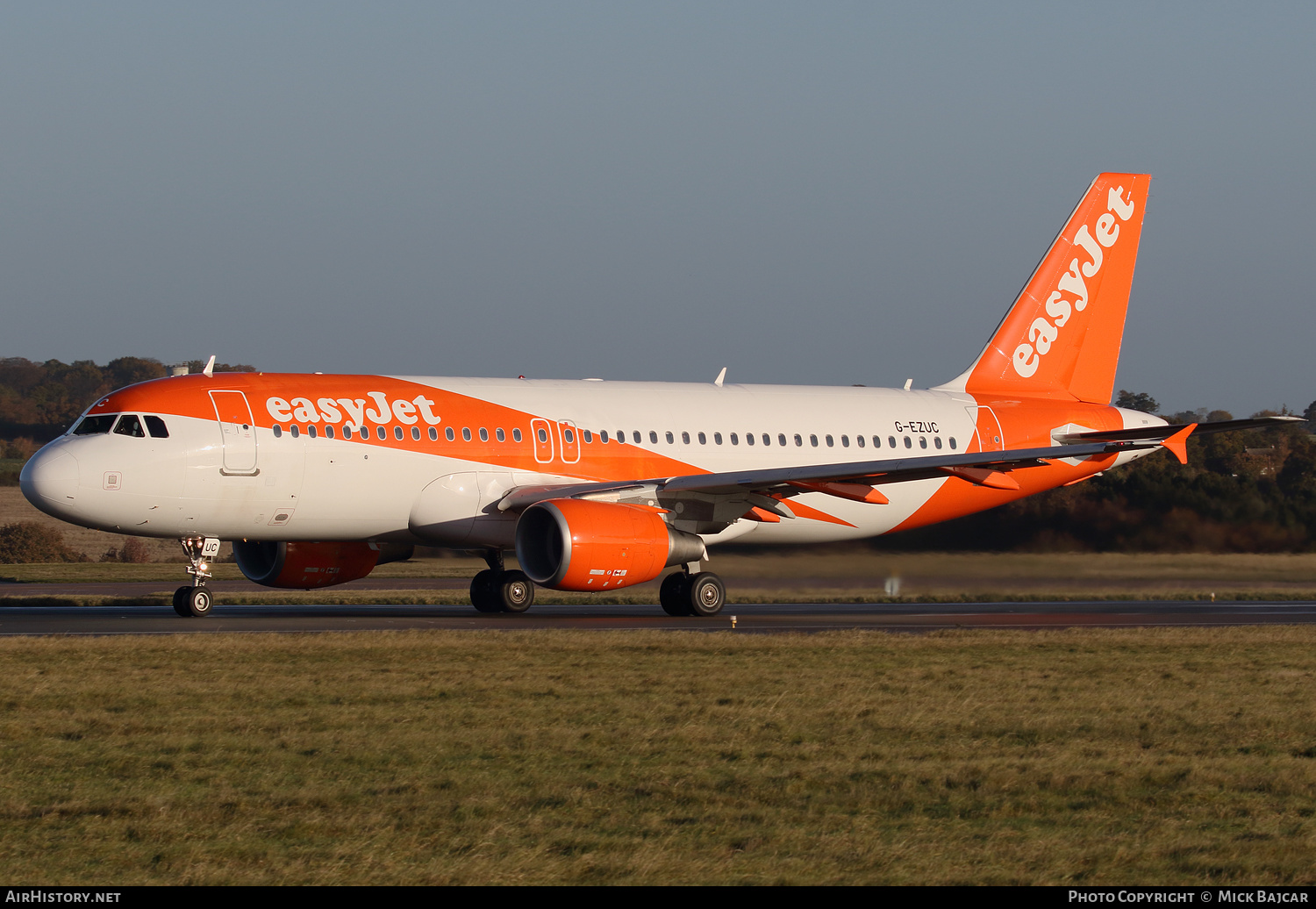 Aircraft Photo of G-EZUC | Airbus A320-214 | EasyJet | AirHistory.net #636843