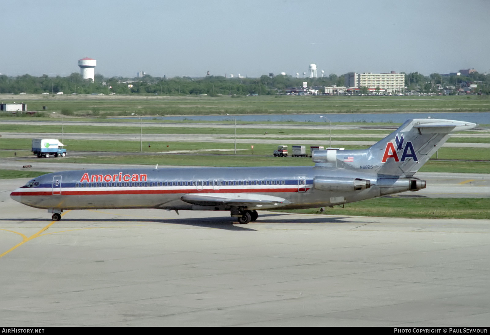 Aircraft Photo of N6825 | Boeing 727-223 | American Airlines | AirHistory.net #636849