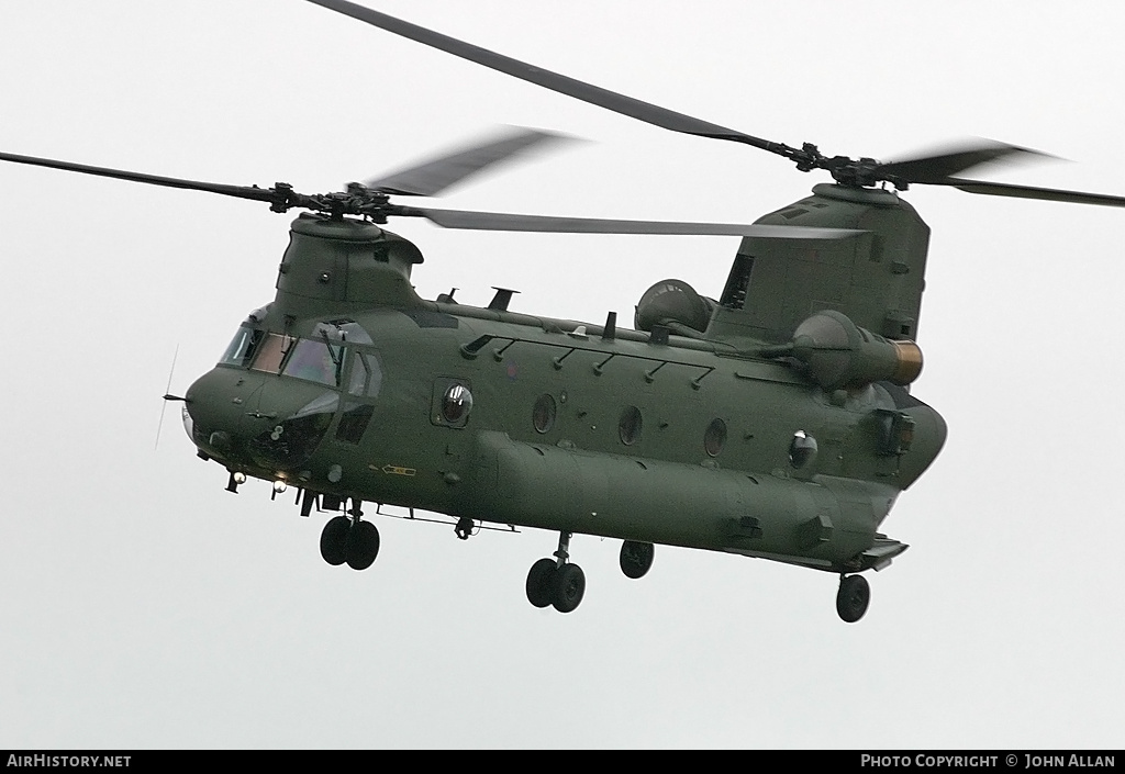 Aircraft Photo of ZH776 | Boeing Chinook HC2 (352) | UK - Air Force | AirHistory.net #636914