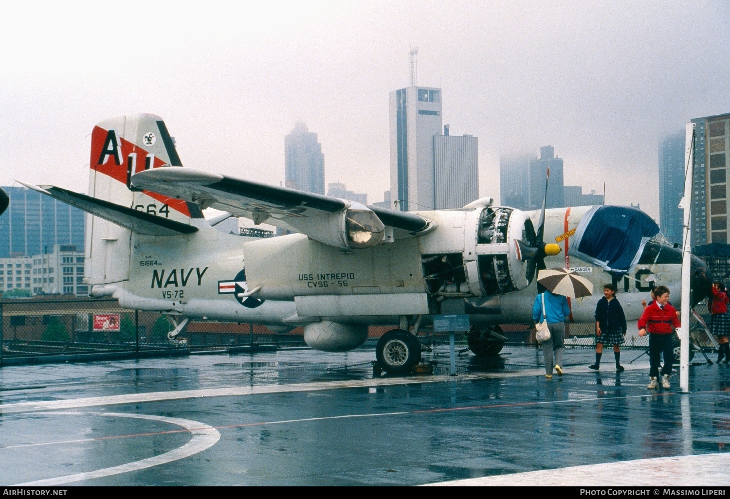 Aircraft Photo of 151664 | Grumman S-2E Tracker | USA - Navy | AirHistory.net #636957