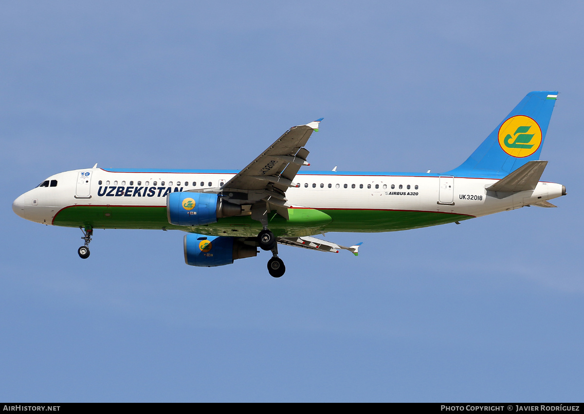 Aircraft Photo of UK-32018 | Airbus A320-214 | Uzbekistan Airways | AirHistory.net #637021