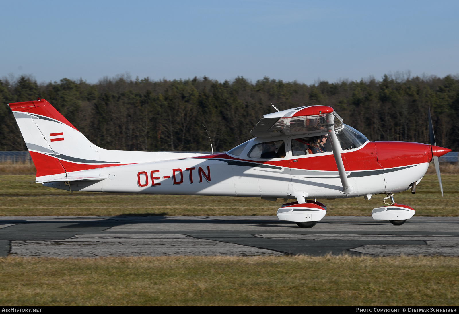 Aircraft Photo of OE-DTN | Reims F172M | AirHistory.net #637039