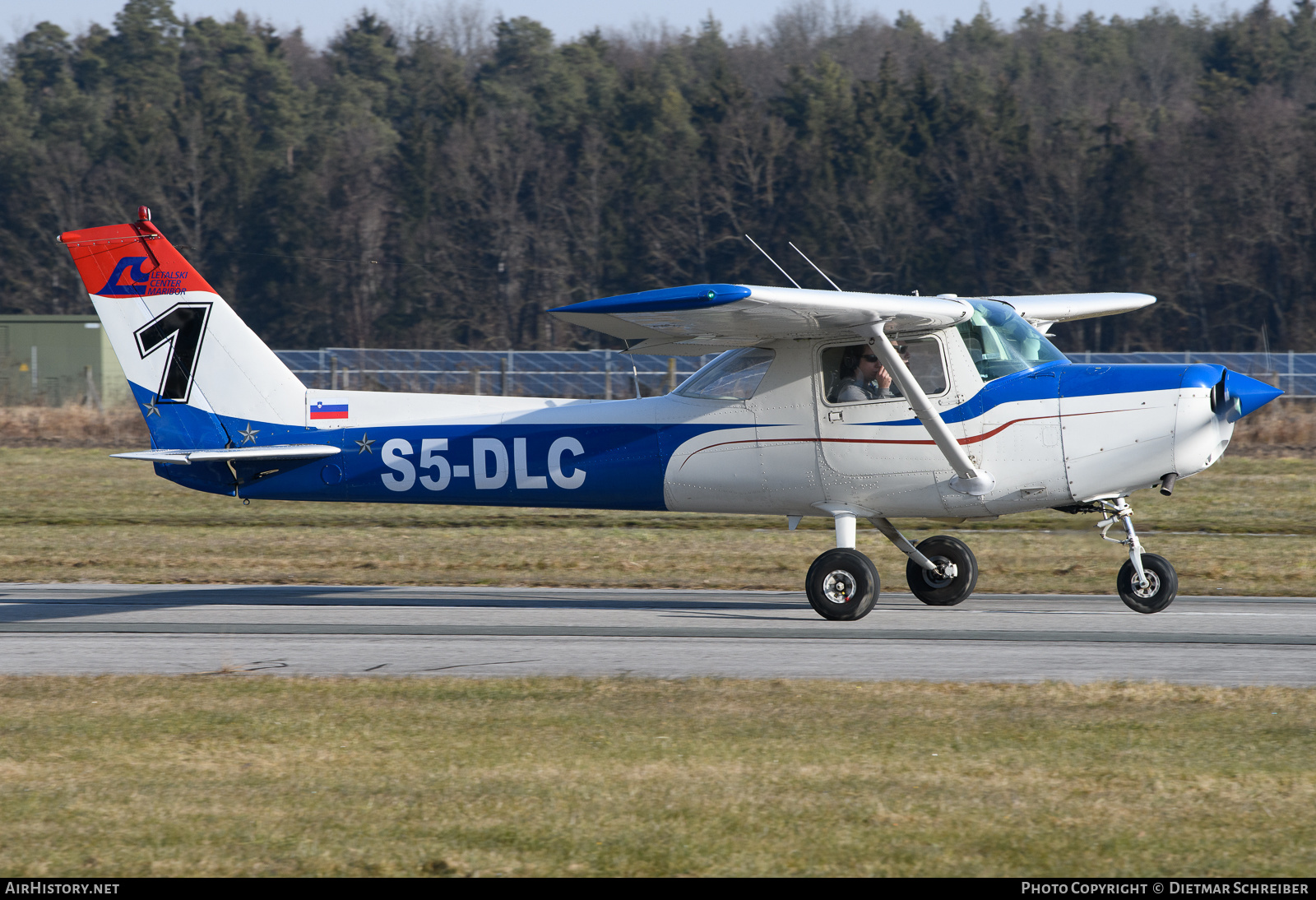 Aircraft Photo of S5-DLC | Cessna 152 | AirHistory.net #637056