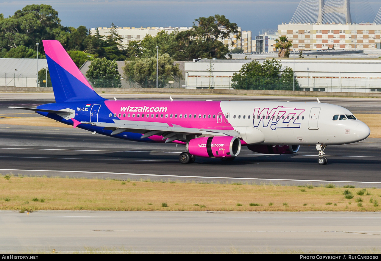 Aircraft Photo of HA-LWL | Airbus A320-232 | Wizz Air | AirHistory.net #637078