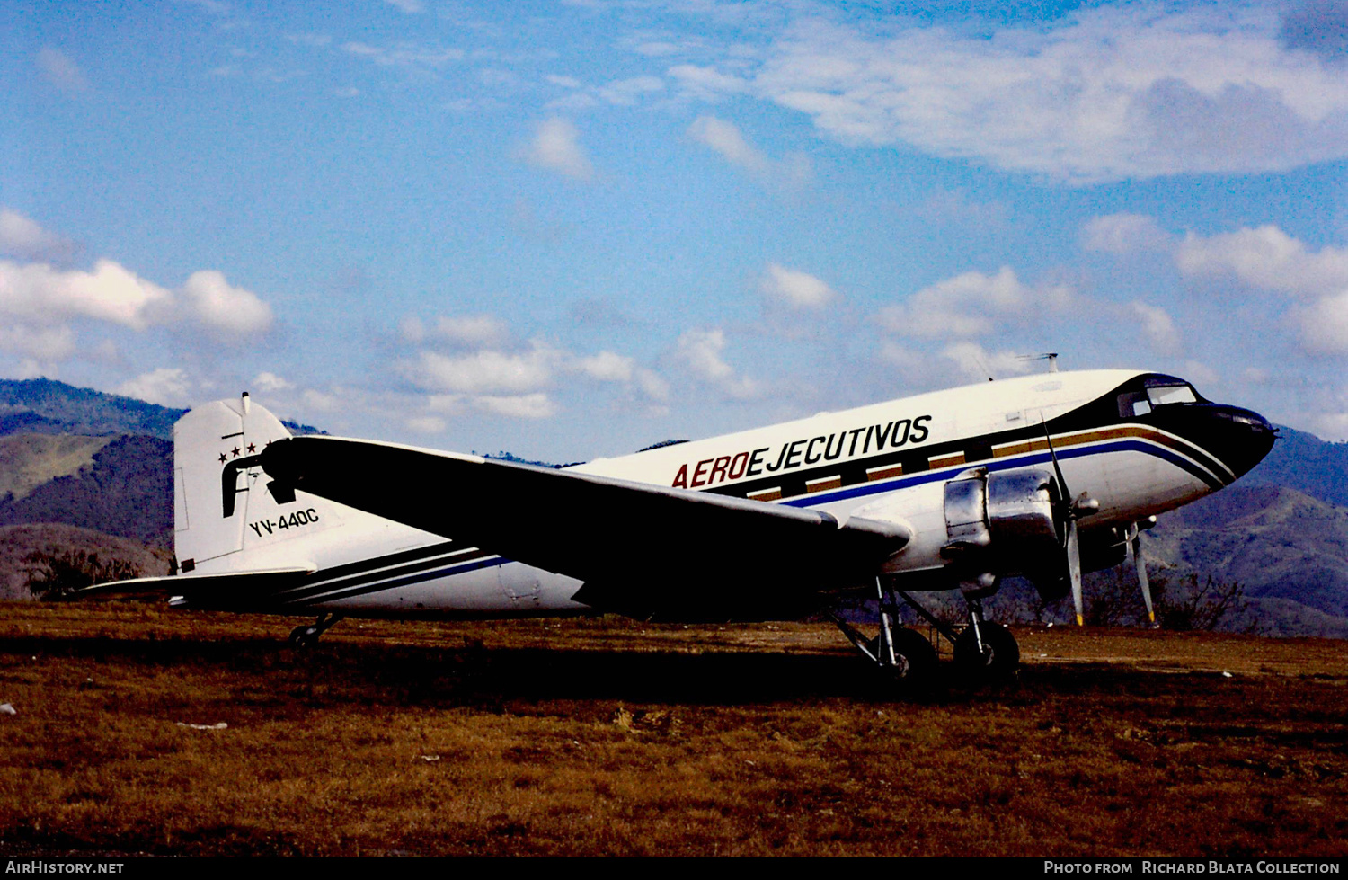 Aircraft Photo of YV-440C | Douglas DC-3A | Aeroejecutivos | AirHistory.net #637131