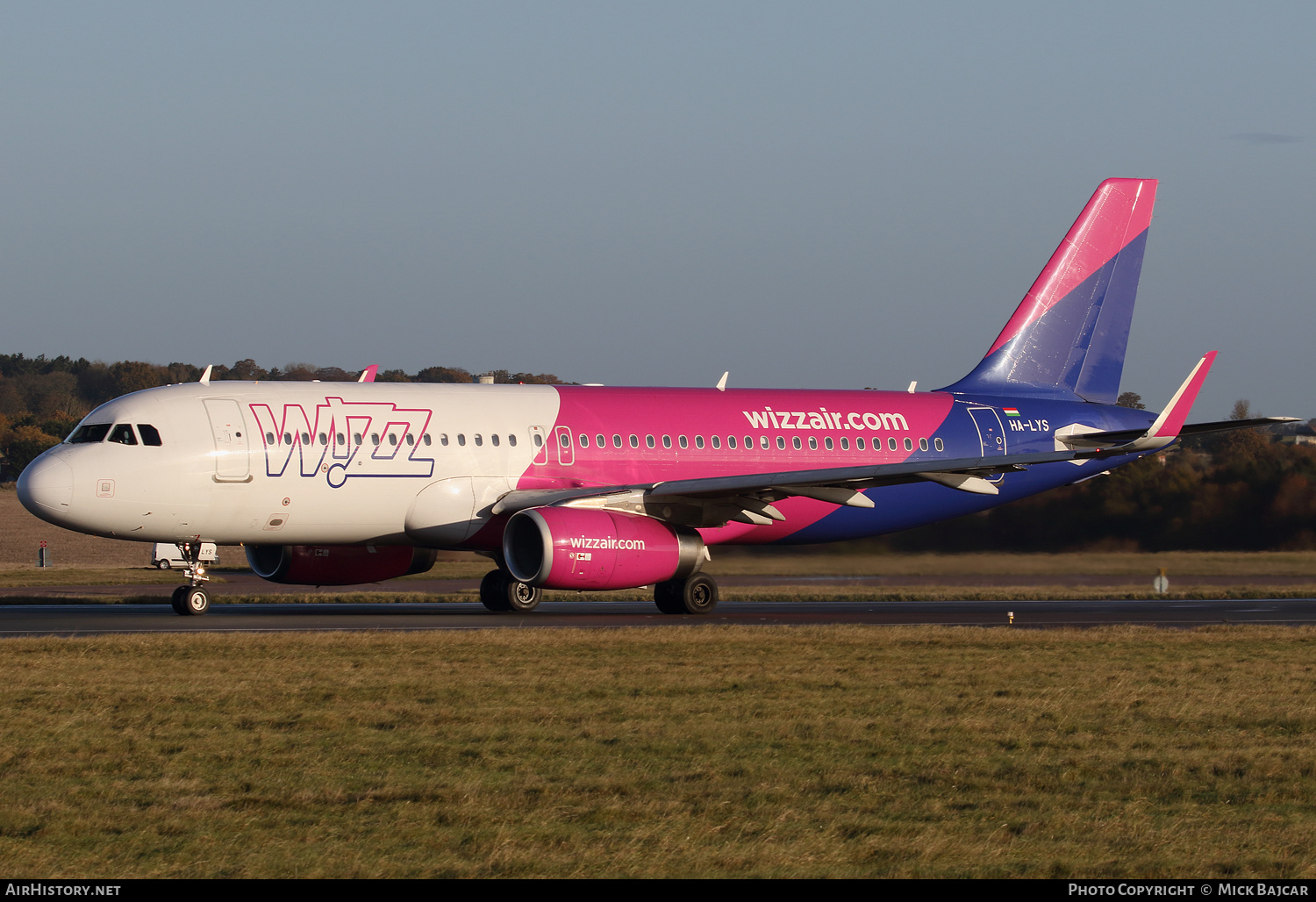 Aircraft Photo of HA-LYS | Airbus A320-232 | Wizz Air | AirHistory.net #637204