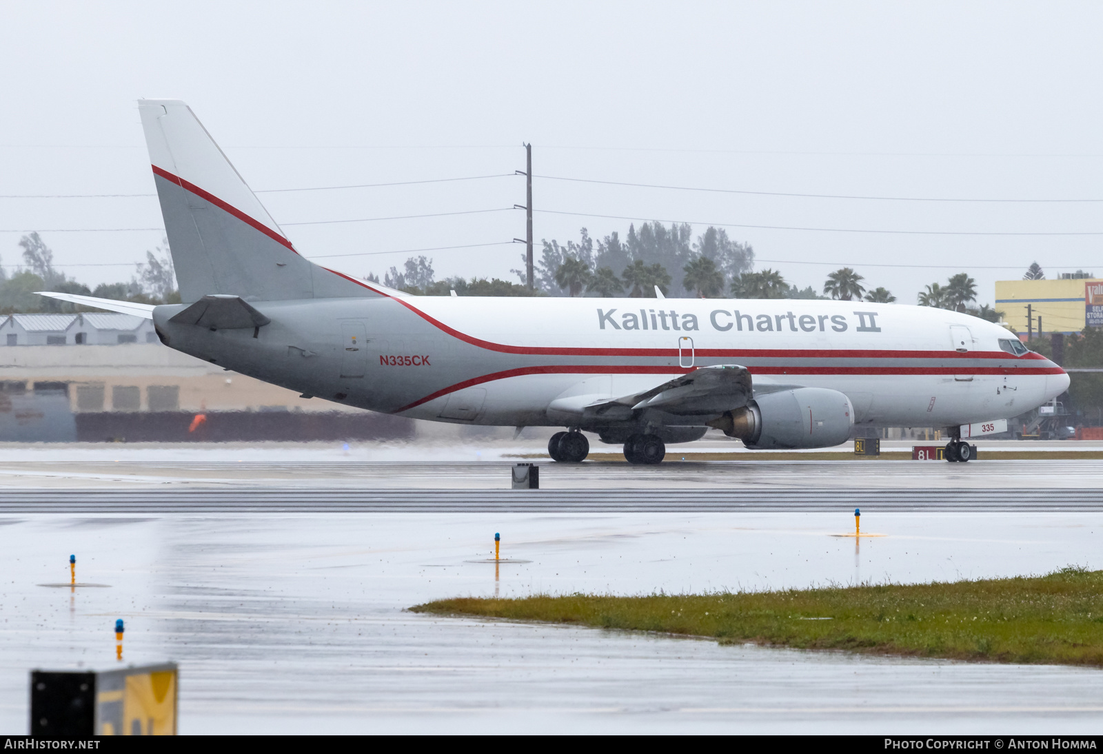 Aircraft Photo of N335CK | Boeing 737-3Y0BDSF | Kalitta Charters II | AirHistory.net #637207