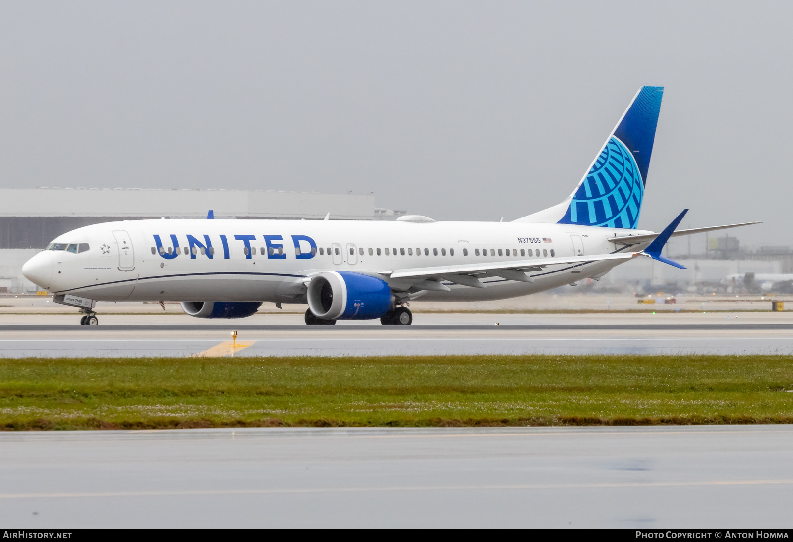 Aircraft Photo of N37555 | Boeing 737-9 Max 9 | United Airlines | AirHistory.net #637210