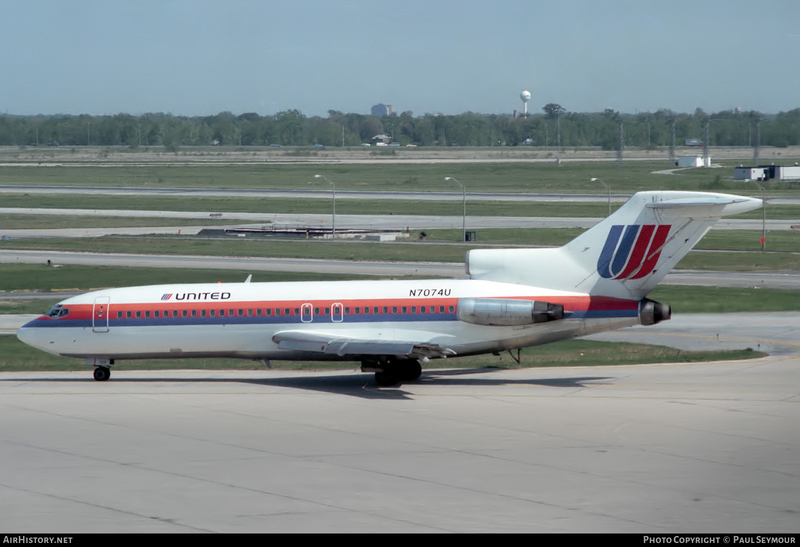 Aircraft Photo of N7074U | Boeing 727-22 | United Airlines | AirHistory.net #637237