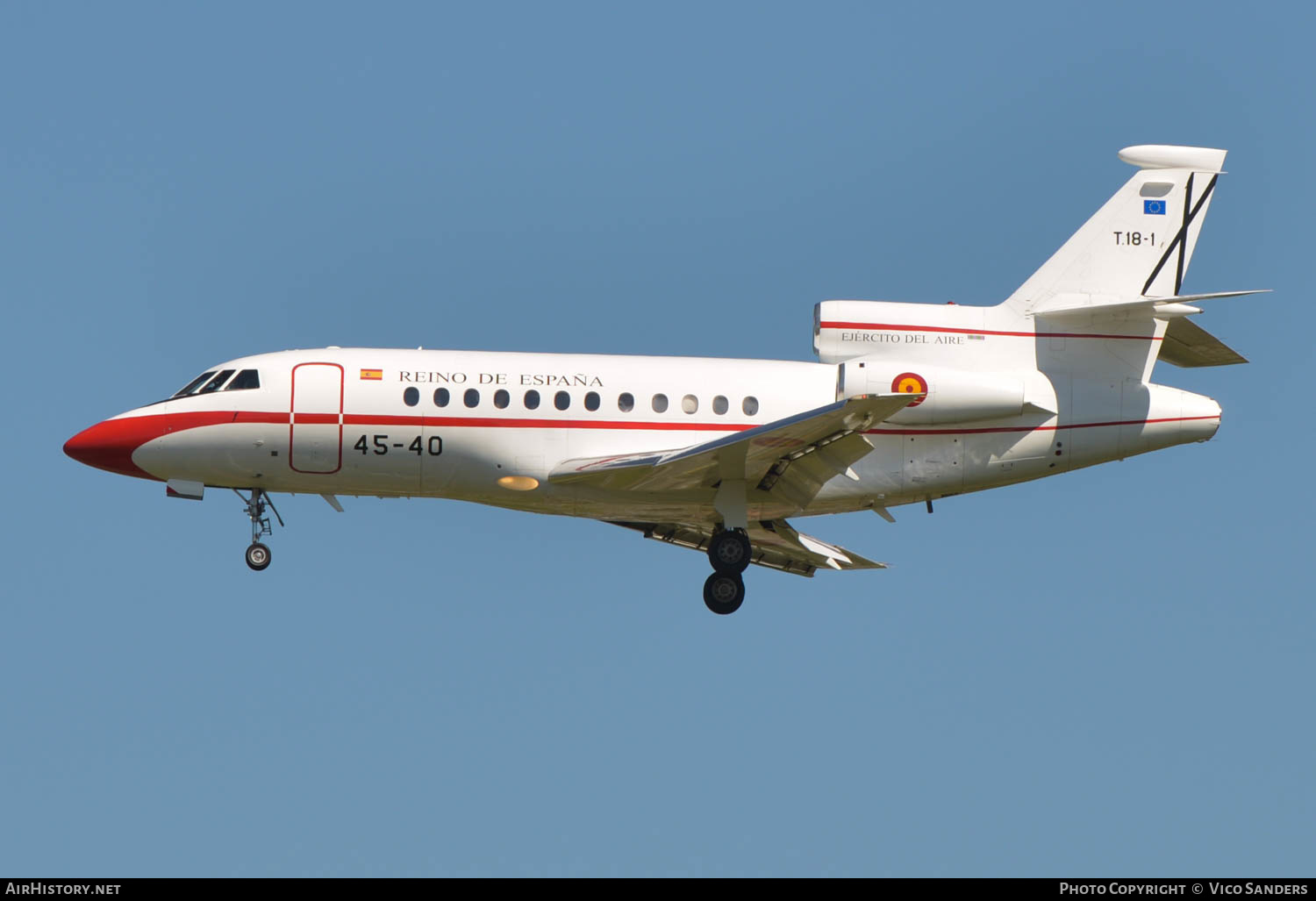 Aircraft Photo of T18-1 | Dassault Falcon 900 | Spain - Air Force | AirHistory.net #637268