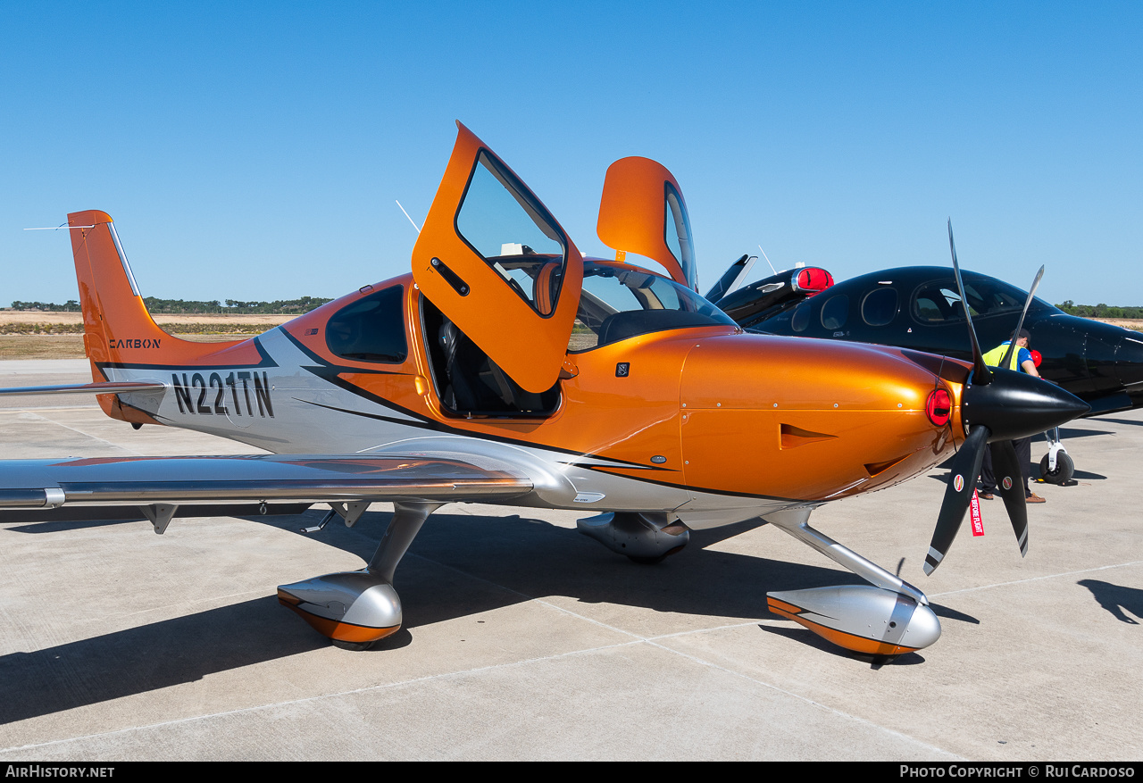 Aircraft Photo of N221TN | Cirrus SR-22T G6-GTS Carbon | AirHistory.net #637280