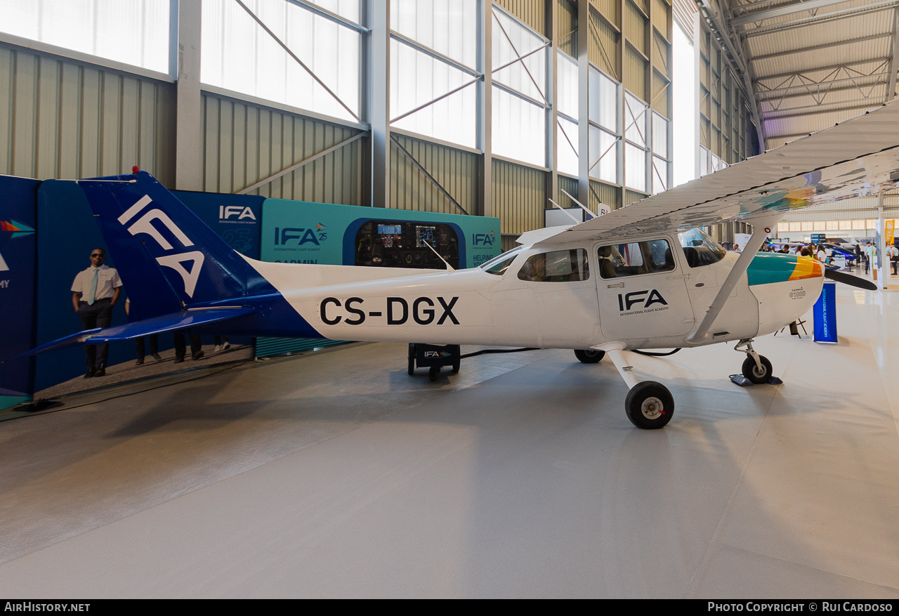 Aircraft Photo of CS-DGX | Cessna 172R Skyhawk | IFA Aviation Training Center | AirHistory.net #637306