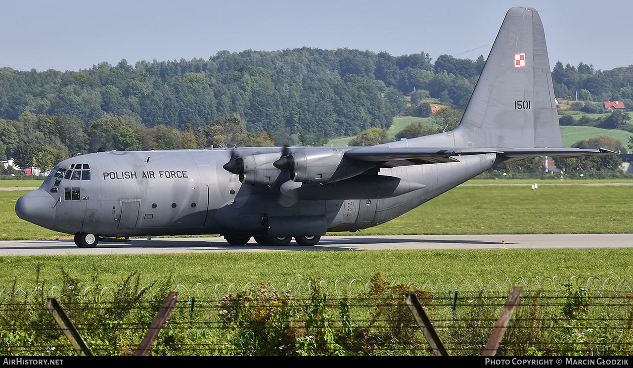 Aircraft Photo of 1501 | Lockheed C-130E Hercules (L-382) | Poland - Air Force | AirHistory.net #637313