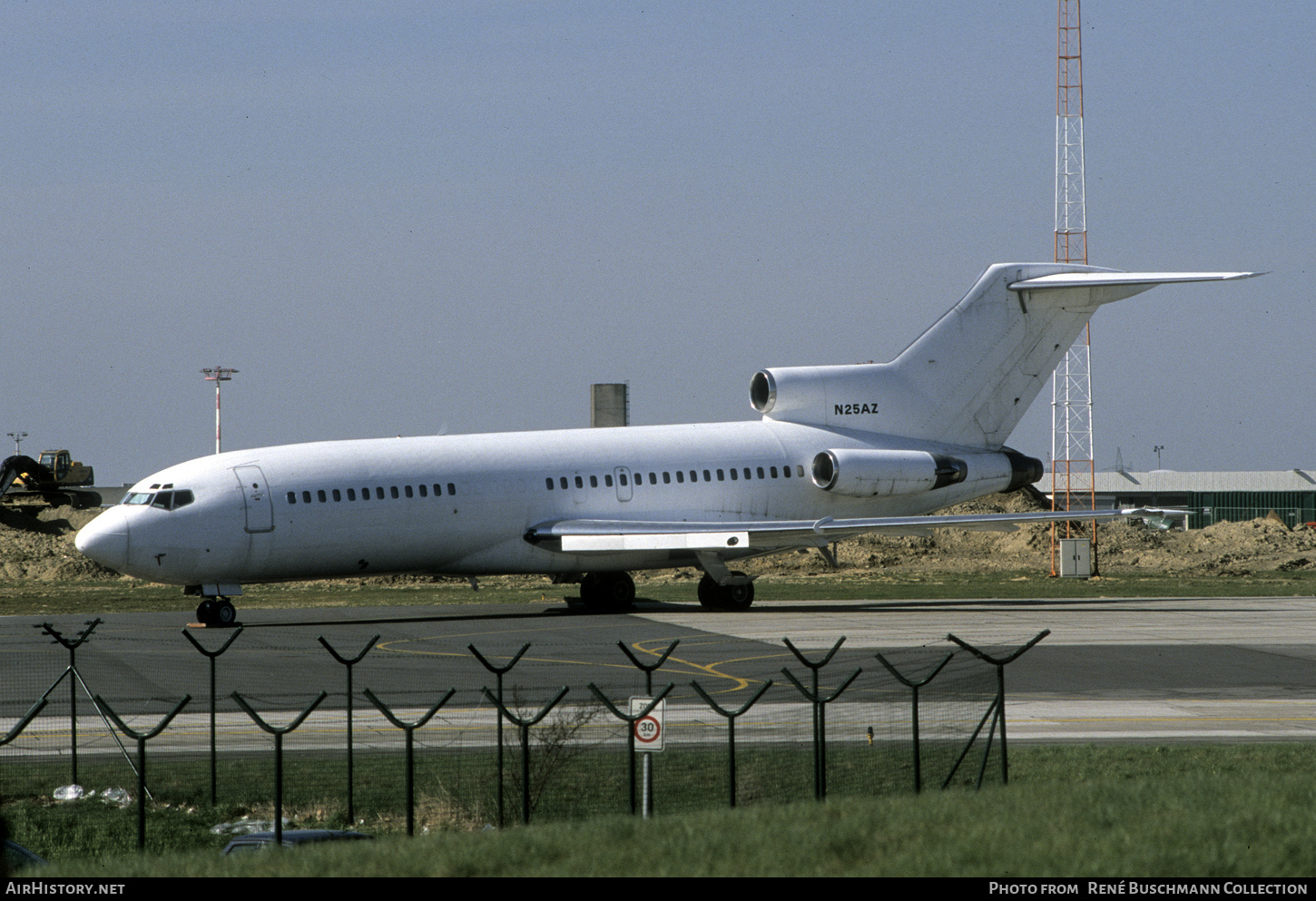 Aircraft Photo of N25AZ | Boeing 727-30 | AirHistory.net #637318