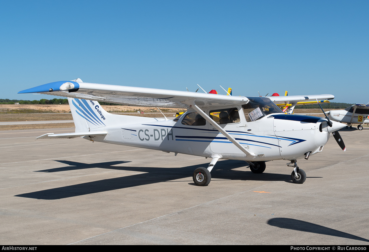 Aircraft Photo of CS-DPH | Cessna 172R Skyhawk | Air Dream College | AirHistory.net #637339