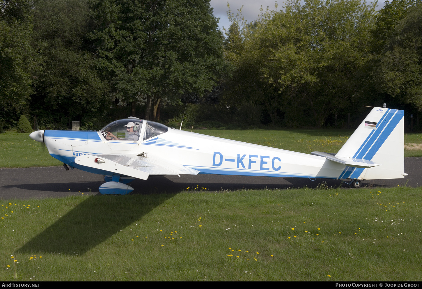 Aircraft Photo of D-KFEC | Scheibe SF-25C Rotax Falke | AirHistory.net #637412