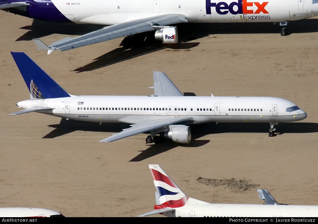 Aircraft Photo of N578UA | Boeing 757-222 | United Airlines | AirHistory.net #637428