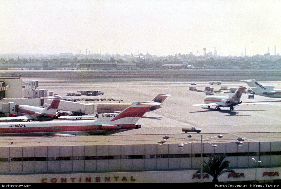 Airport photo of Los Angeles - International (KLAX / LAX) in California, United States | AirHistory.net #637435