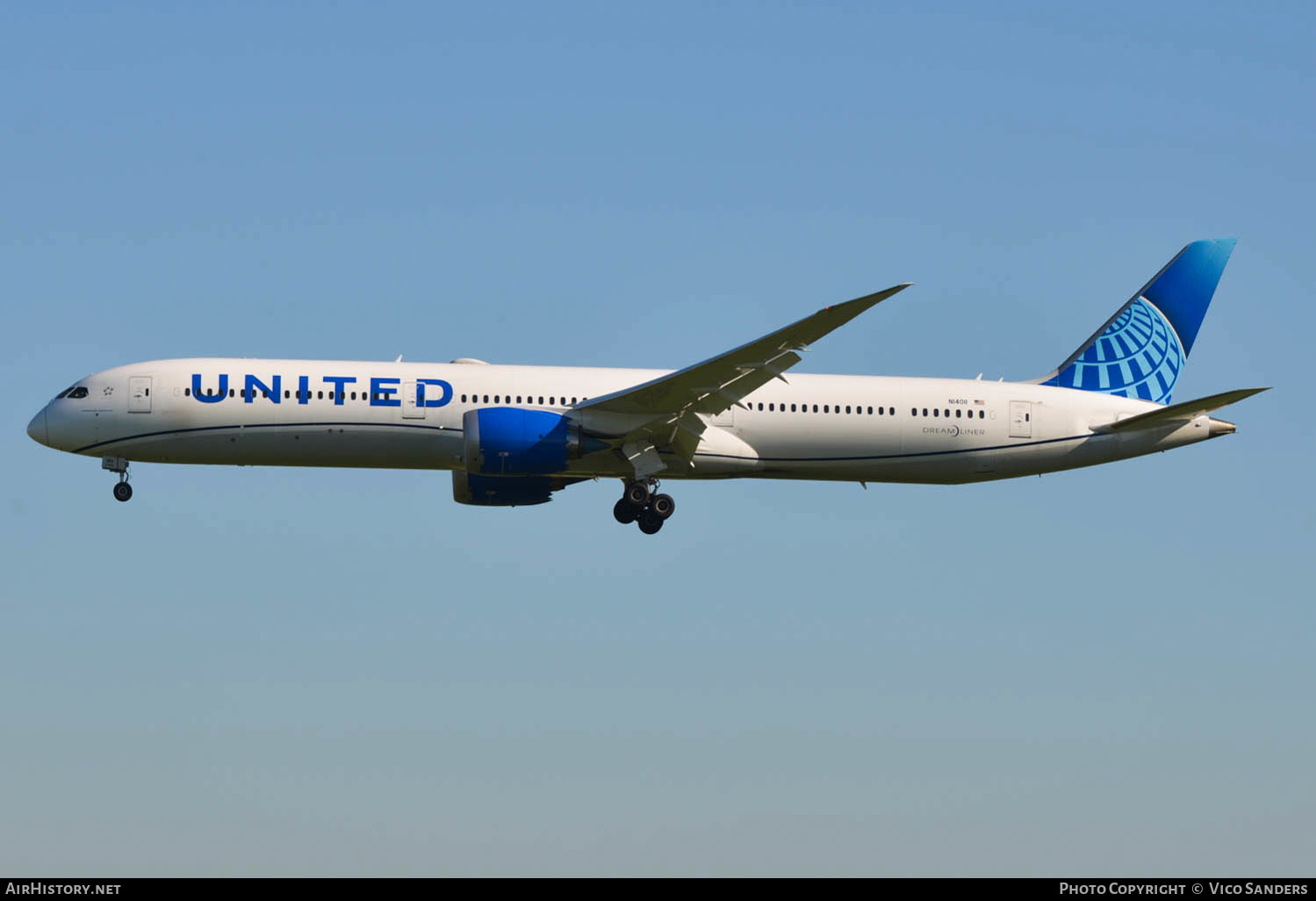 Aircraft Photo of N14011 | Boeing 787-10 Dreamliner | United Airlines | AirHistory.net #637507