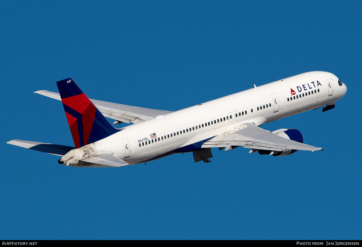 Aircraft Photo of N647DL | Boeing 757-232 | Delta Air Lines | AirHistory.net #637546