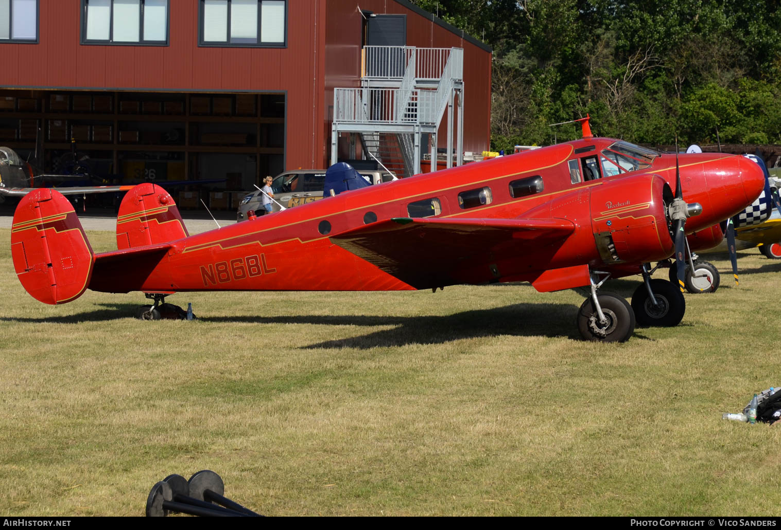 Aircraft Photo of N868L | Beech D18S | AirHistory.net #637584