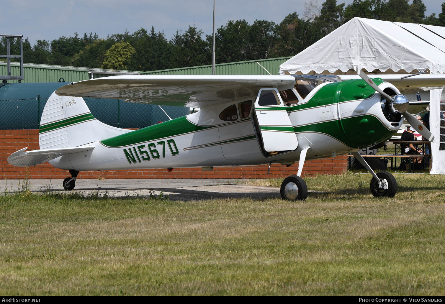 Aircraft Photo of N1567D | Cessna 195A | AirHistory.net #637604