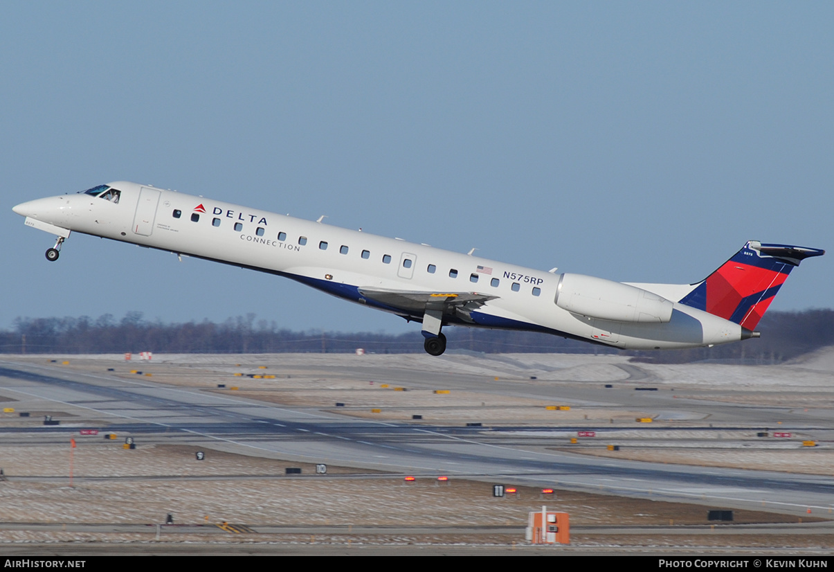 Aircraft Photo of N575RP | Embraer ERJ-145LR (EMB-145LR) | Delta Connection | AirHistory.net #637618