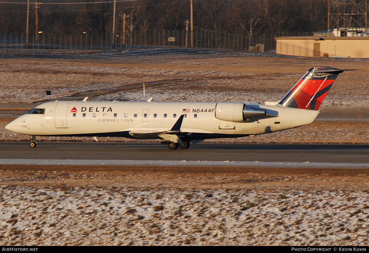 Aircraft Photo of N8444F | Bombardier CRJ-200ER (CL-600-2B19) | Delta Connection | AirHistory.net #637628