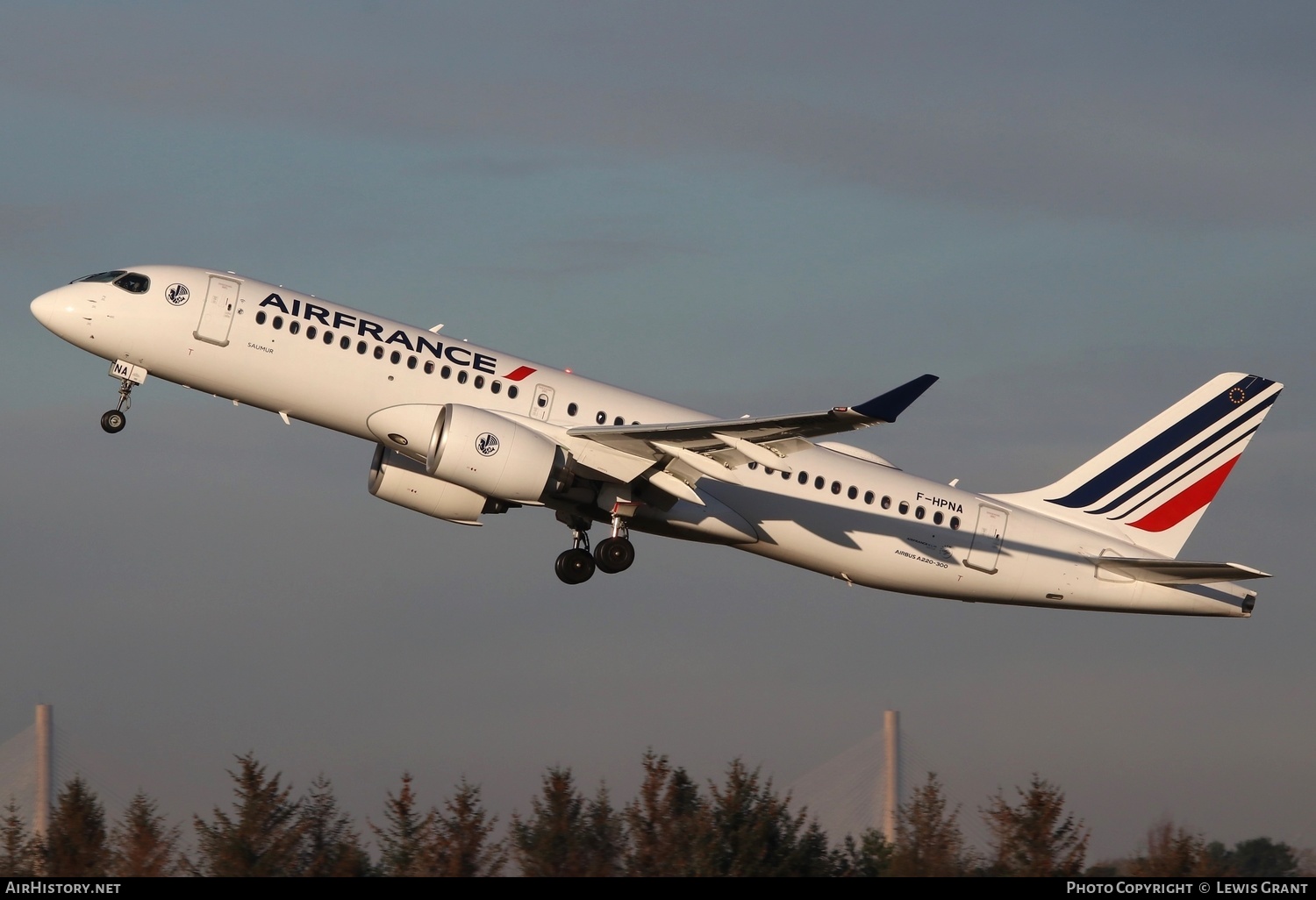 Aircraft Photo of F-HPNA | Airbus A220-371 (BD-500-1A11) | Air France | AirHistory.net #637645